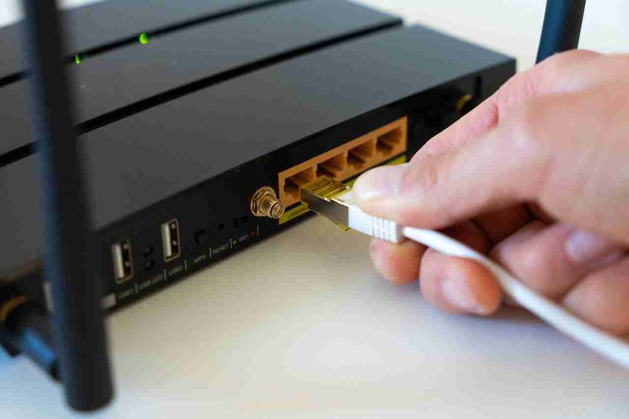 Connecting up a router
